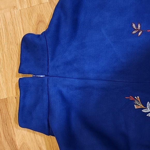 Zara Embroidered Bell Sleeve Shirt XS - Picture 6 of 6